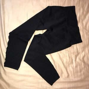 Fabletics PowerHold Mesh SEAMLESS, Size Medium